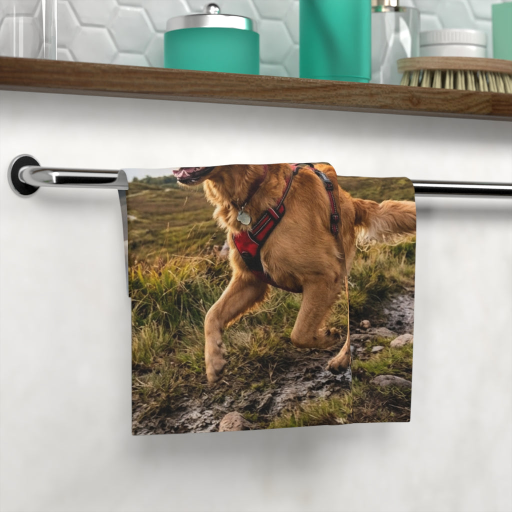 Golden Retriever Hiking Face Towel — Scenic Dog Photo Microfiber Washcloth