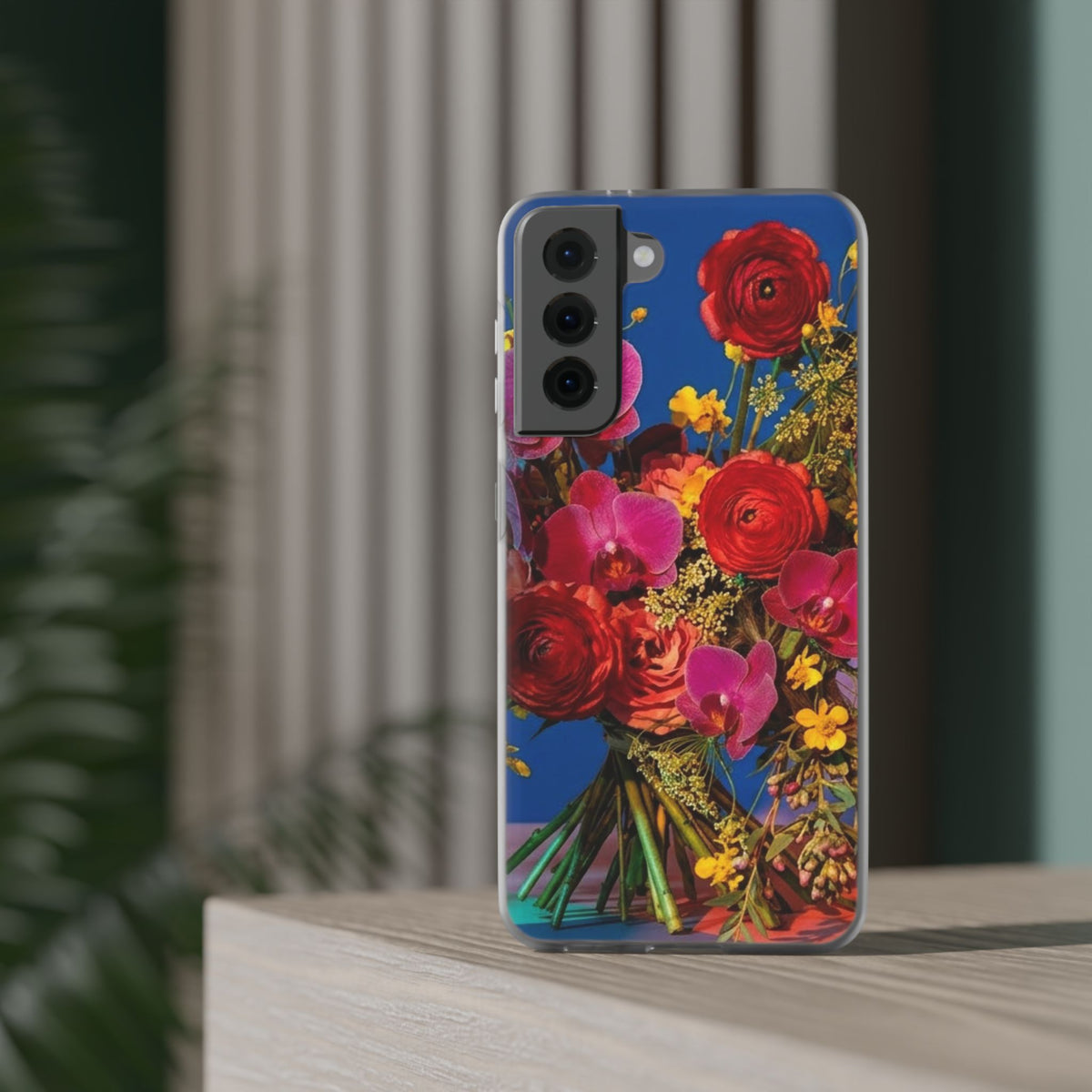 Floral Bouquet Flexi Case — Vibrant Red & Pink Flowers Phone Cover